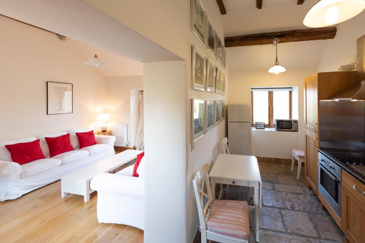 Whitley Coach House Villa Dış mekan fotoğraf